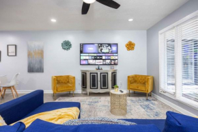 Midtown Modern Apt w Arcade 8 miles to FT Moore